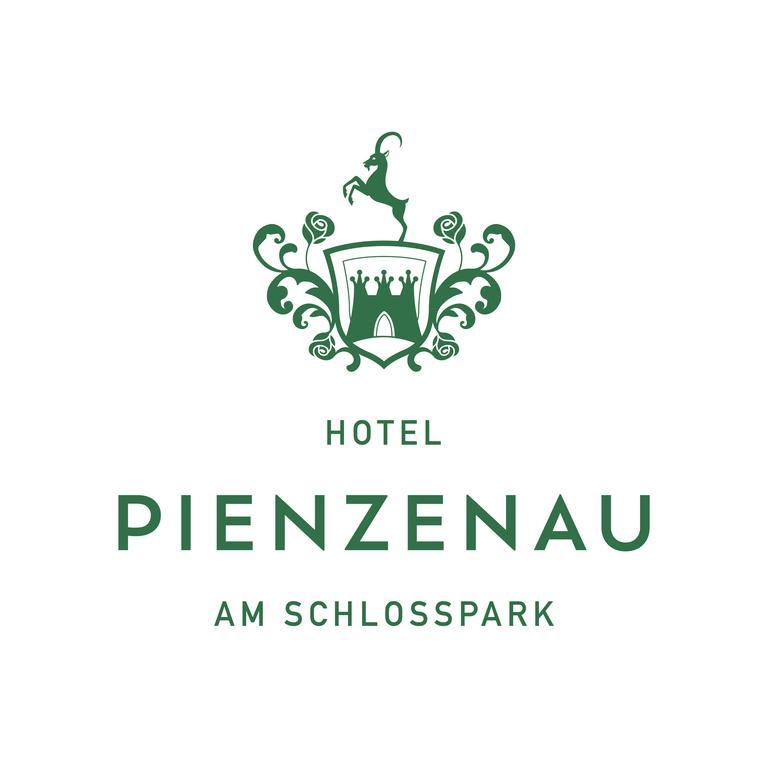 Hotel Pienzenau Am Schlosspark Merano Eksteriør bilde